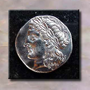 ApolloStandingLionDSFront