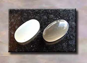 MoonstoneLargeCabs