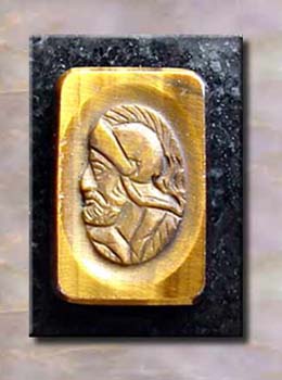 01CameoTigersEye